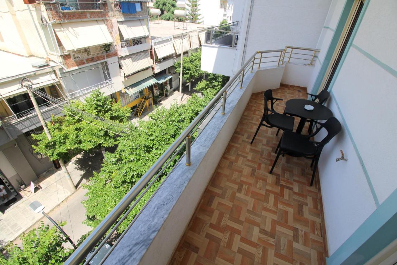 Doka Center Apartments Sarande Bagian luar foto