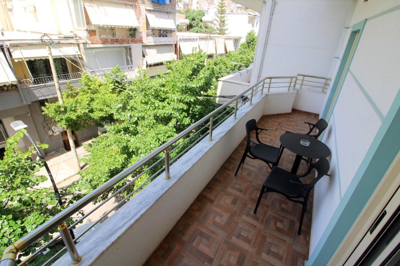 Doka Center Apartments Sarande Bagian luar foto