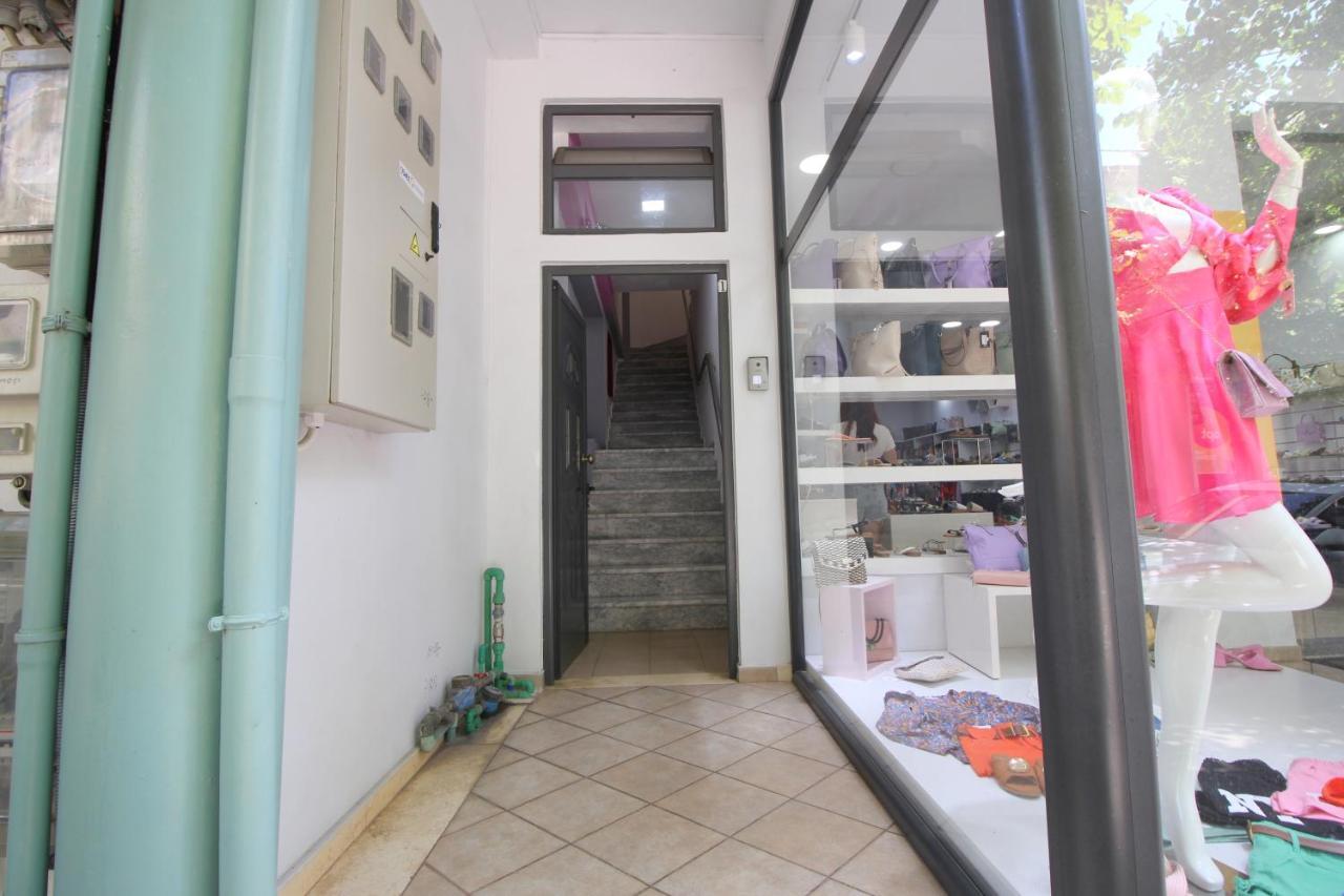 Doka Center Apartments Sarande Bagian luar foto