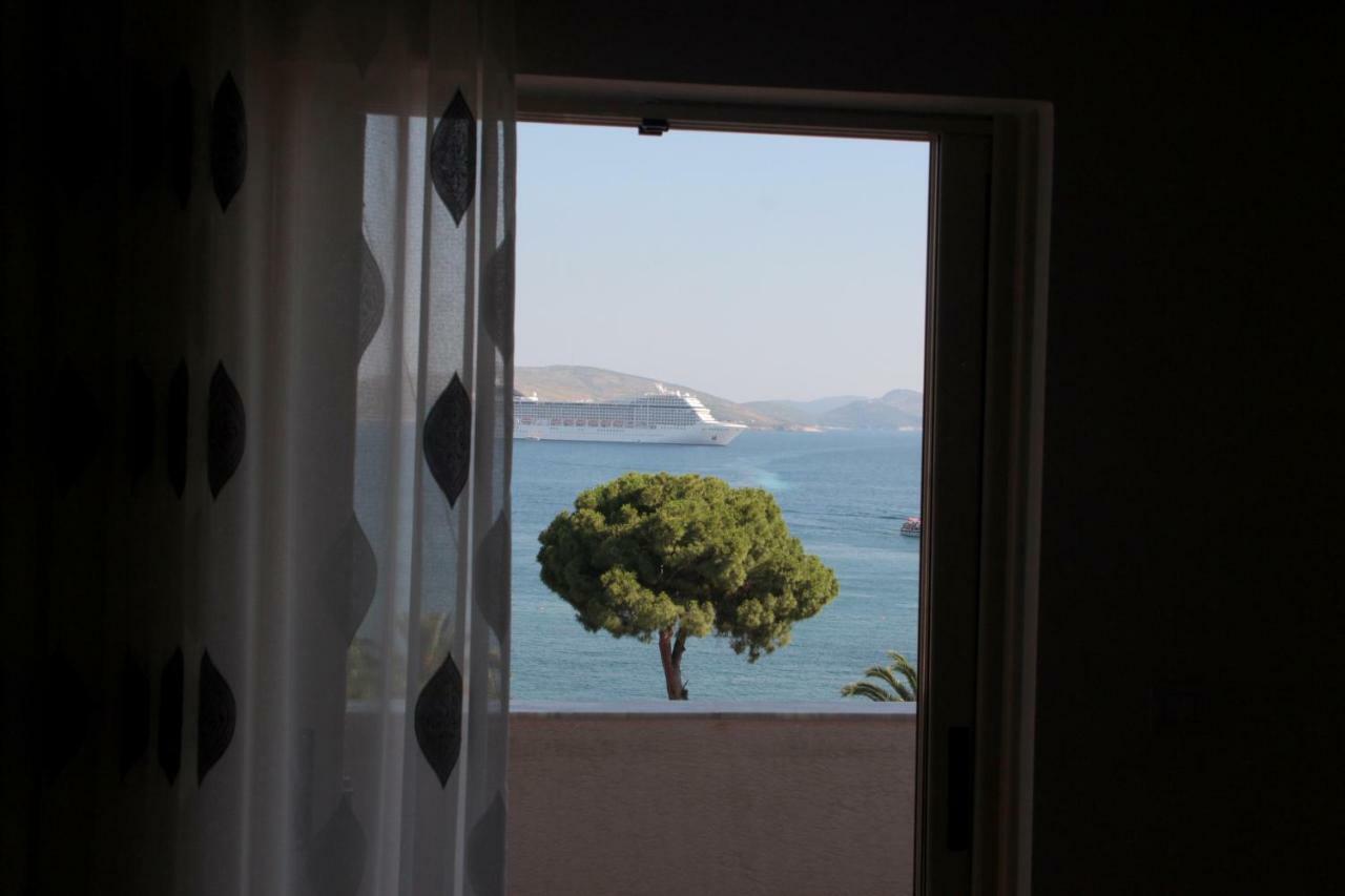 Doka Center Apartments Sarande Bagian luar foto